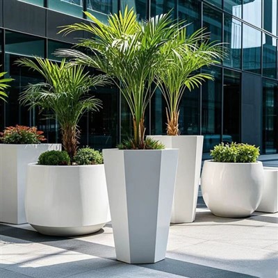 Can Fiberglass Planters Stay Out in Winter Without Cracking or Fading?